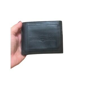 Levis Mens Black Leather Trifold Wallet Embossed Logo ID Window Classic